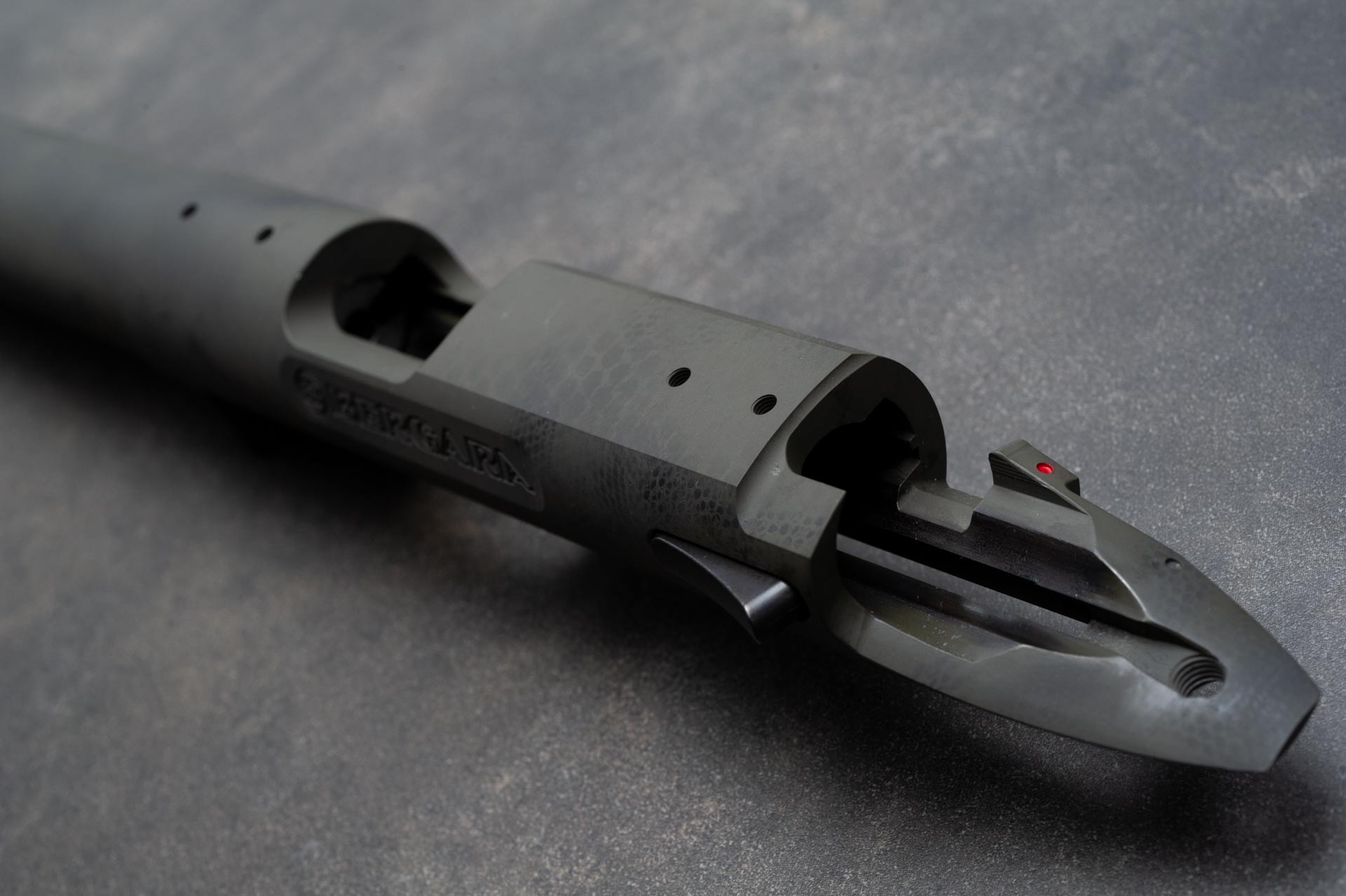 Cerakote OD Green Net Camo sur action canonnée Bergara 22lr